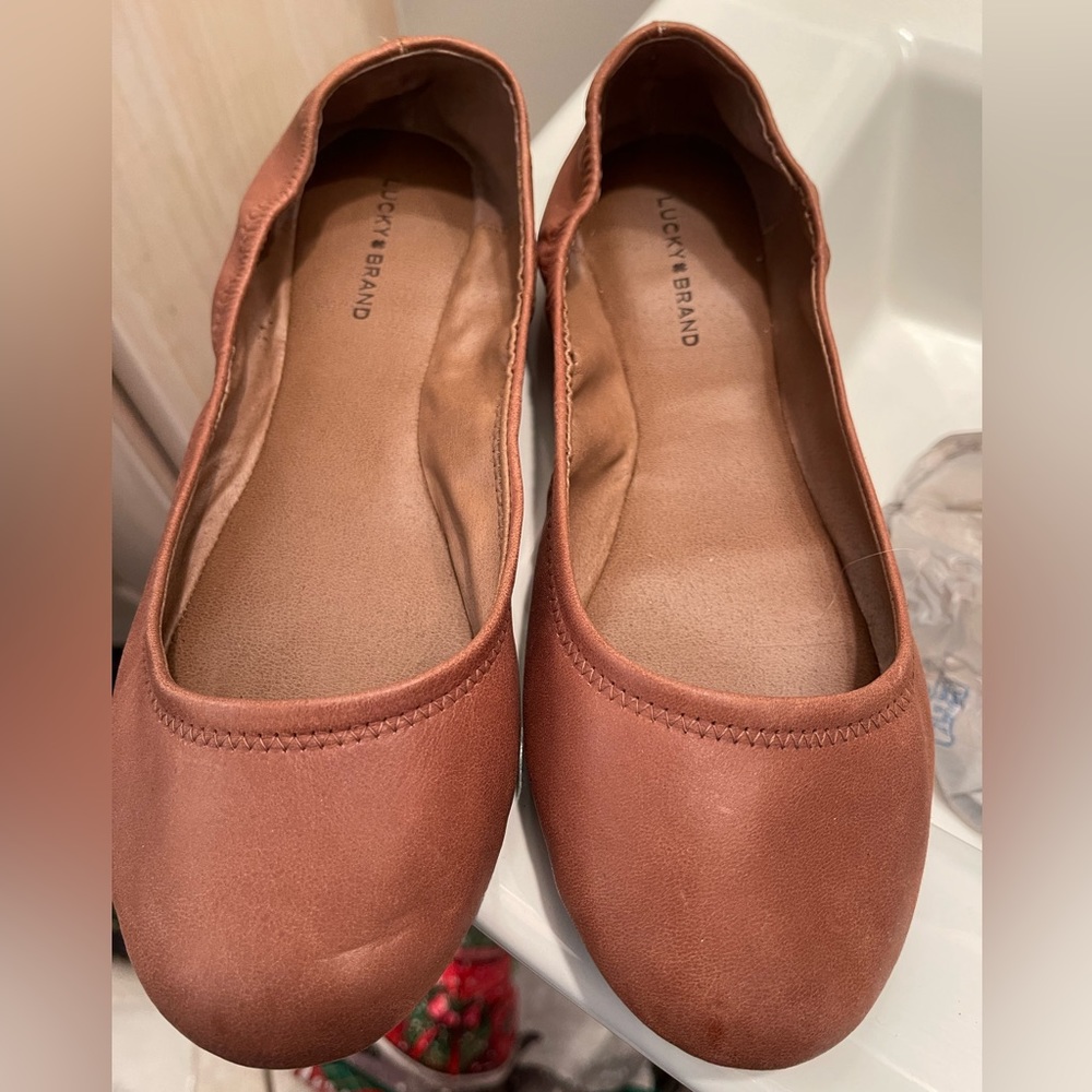 Lucky Brand Emmy Flat